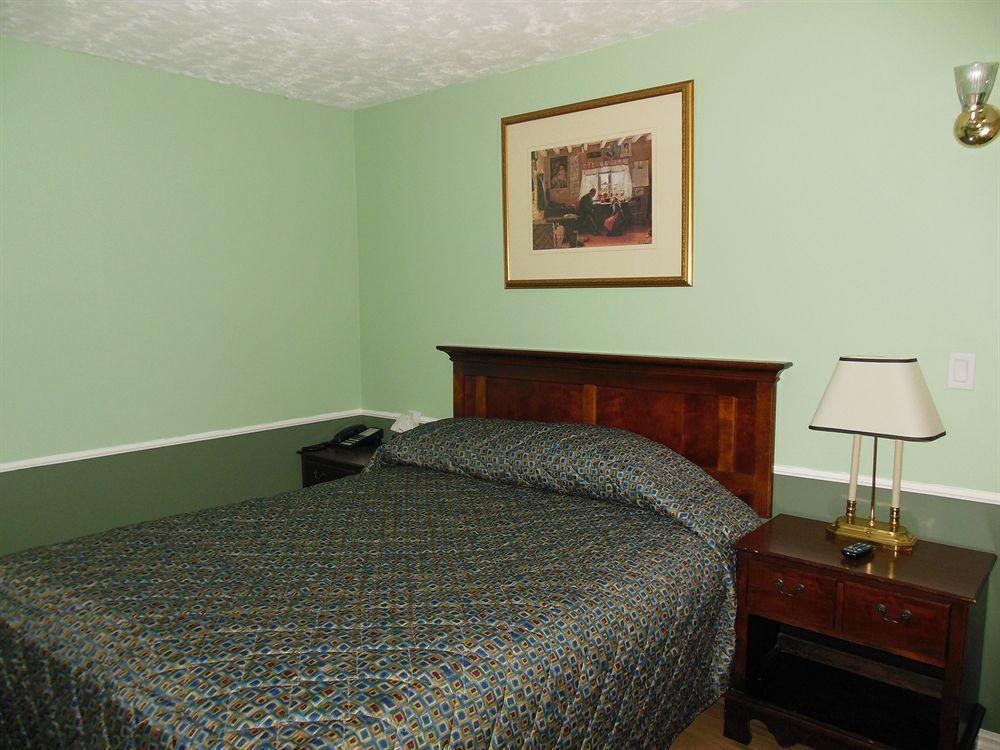 Motor Court Motel London Exterior photo