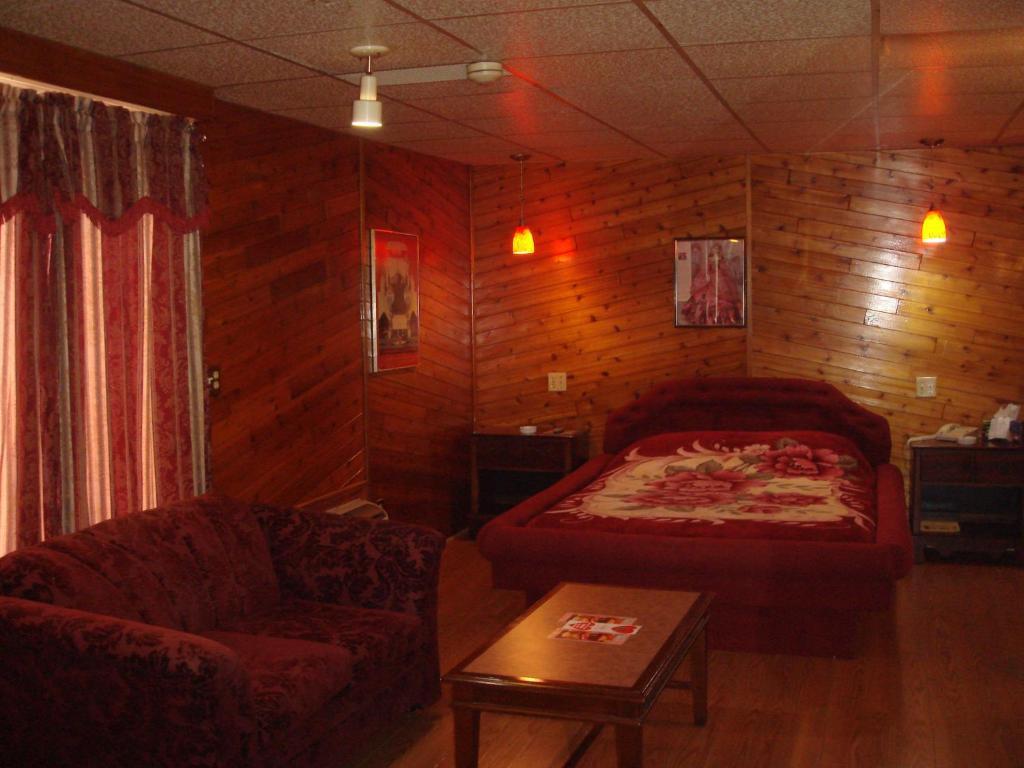 Motor Court Motel London Room photo