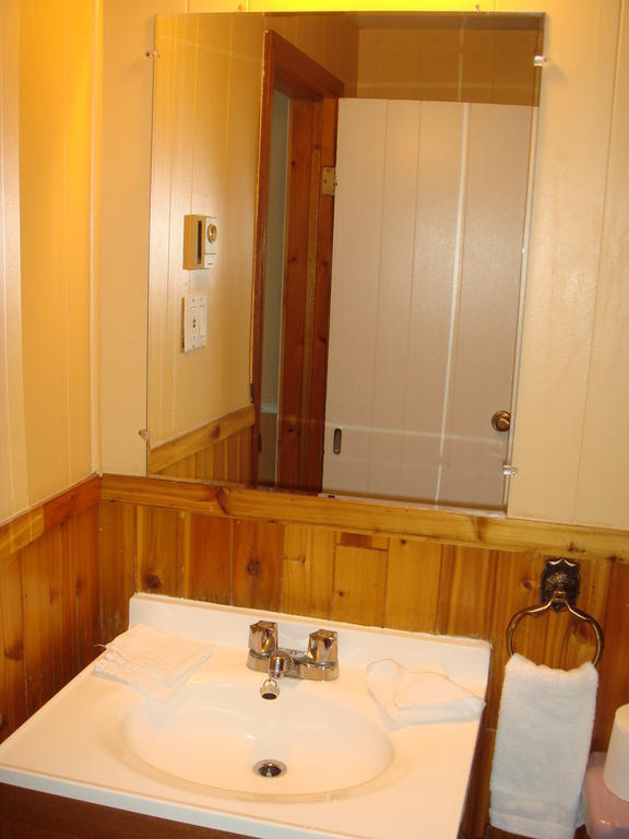 Motor Court Motel London Room photo